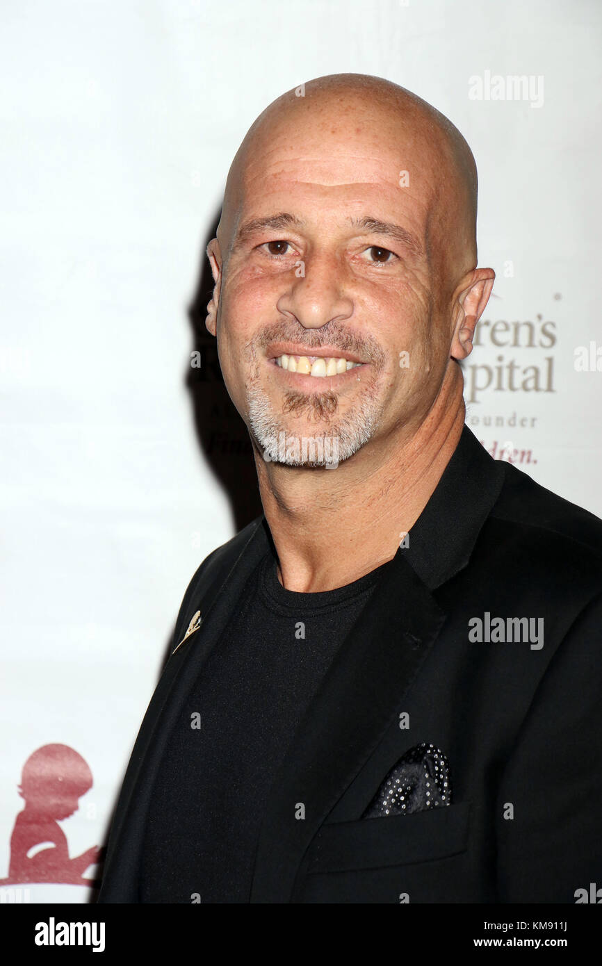 Brett Raymer