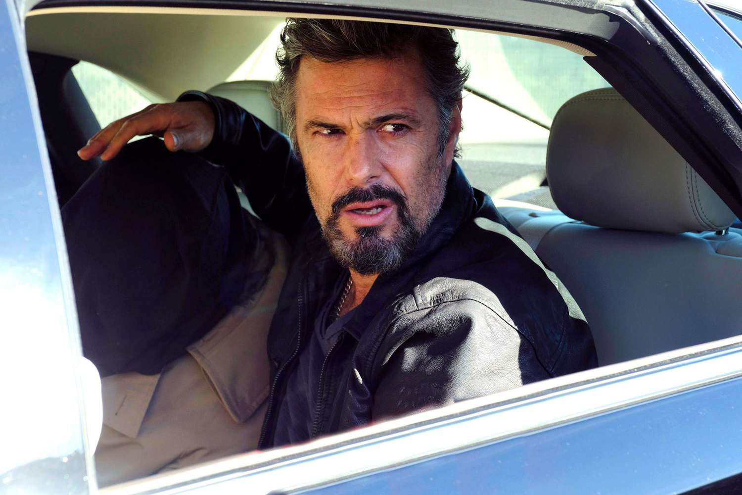 Carlos Bernard
