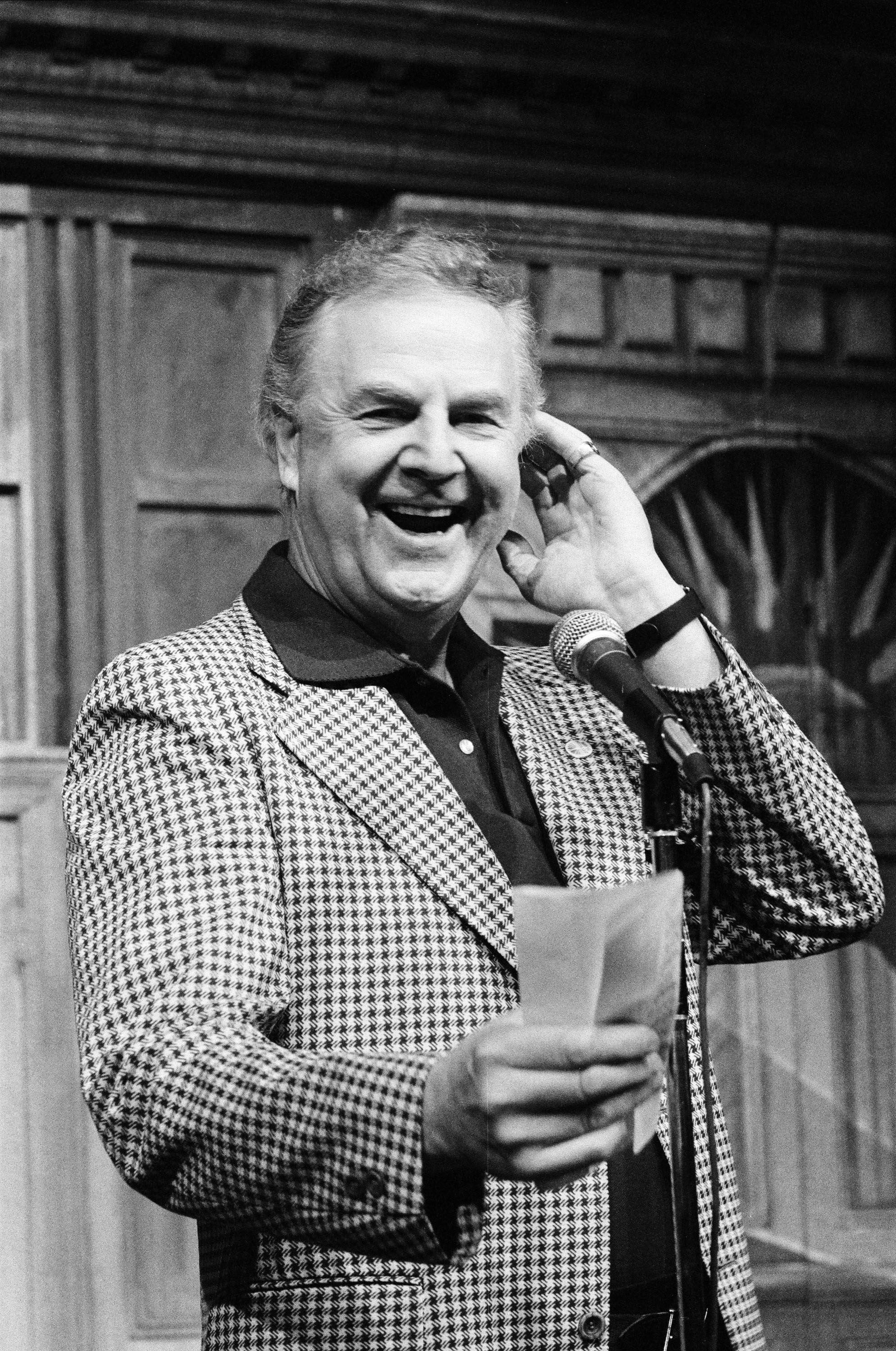 Don Pardo