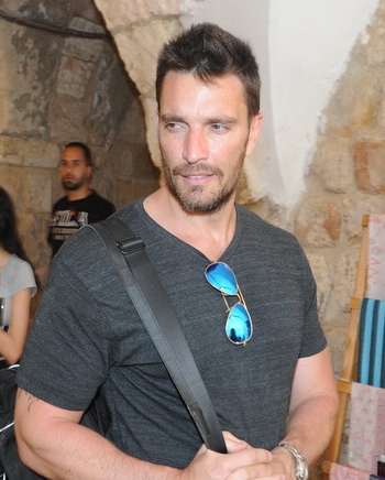 Julian Gil