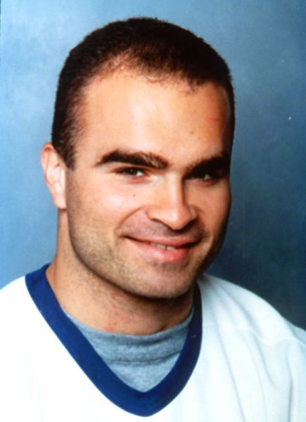 Tie Domi