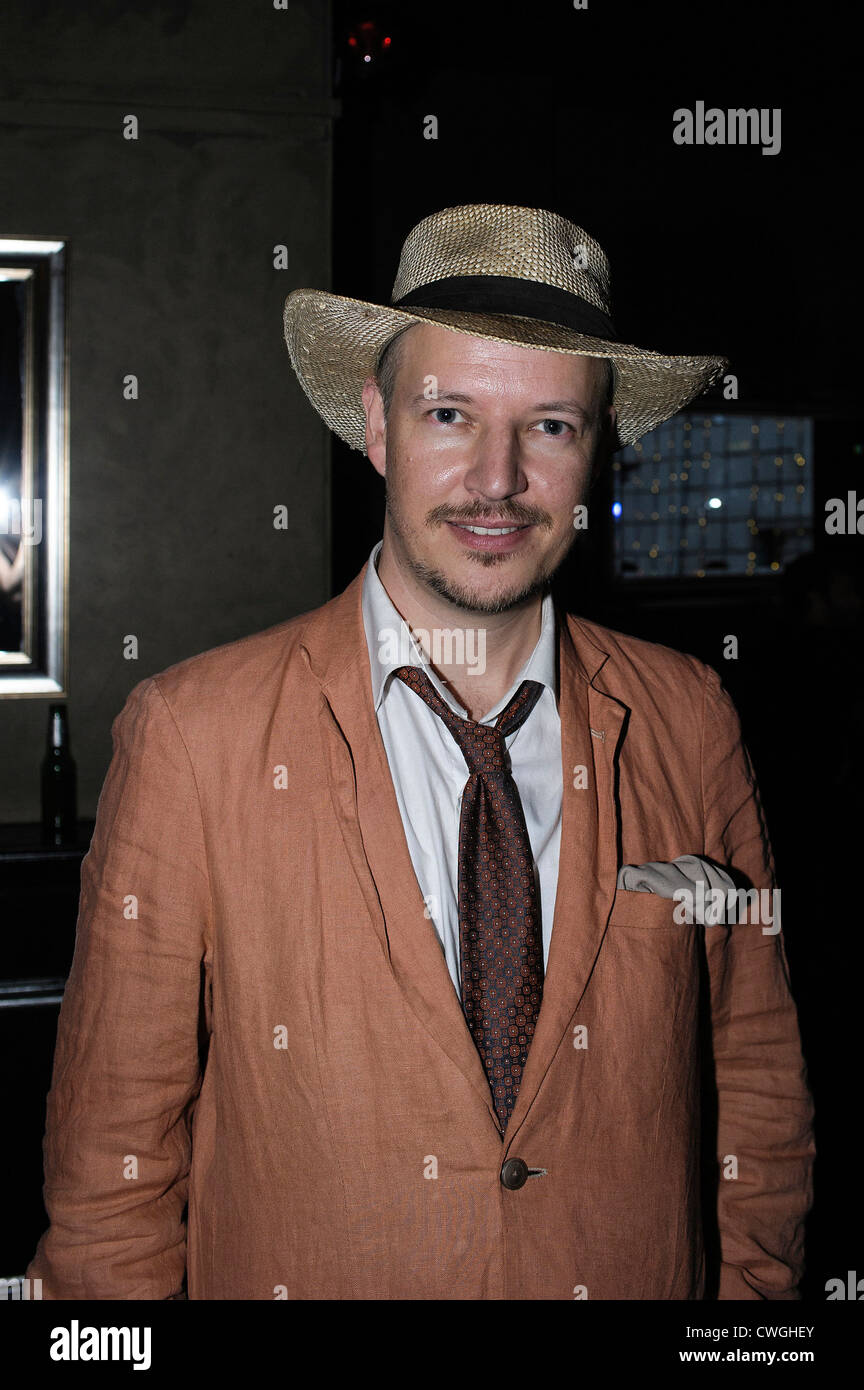 Tom Six